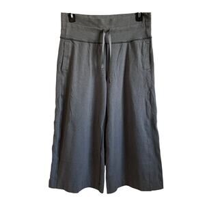 Lululemon Lounge Wide Leg Cropped Grey Athleisure Sweatpants - Size 10
